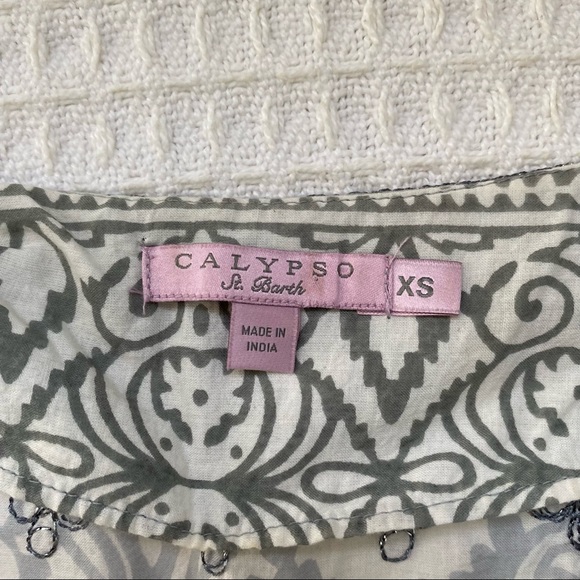 Calypso St. Barth Gray and White Swim Coverup Gently warn - Picture 5 of 10